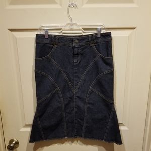 Bisou Bisou denim skirt size 8